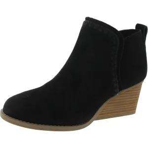 1003740424 Womens Embroidered Leather Chukka Boots