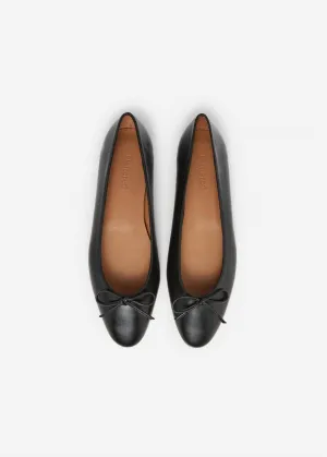 Bodil Ballet Flat In Black