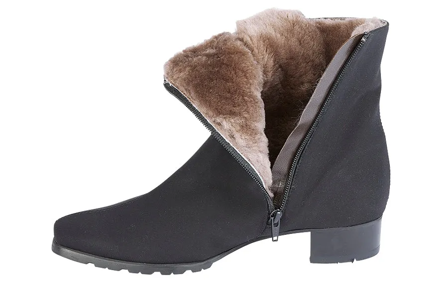Br Moss Black