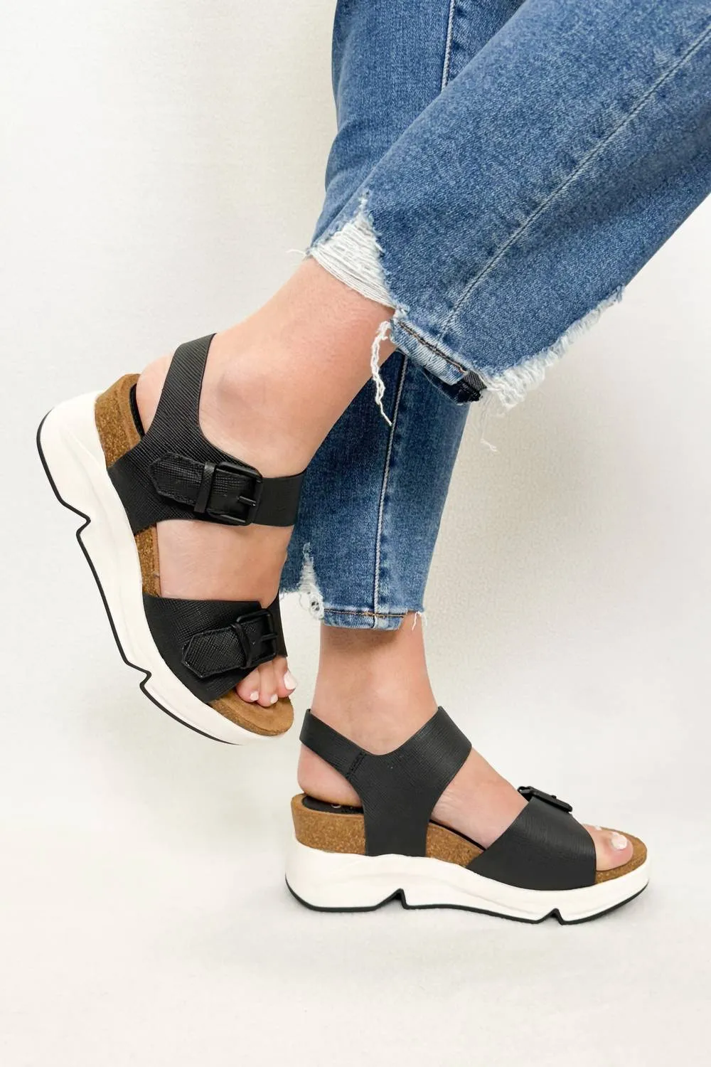 Castello Sandal In Black