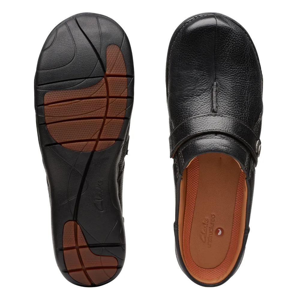 Clarks Un Loop Ease Black Leather Clog (Women's)