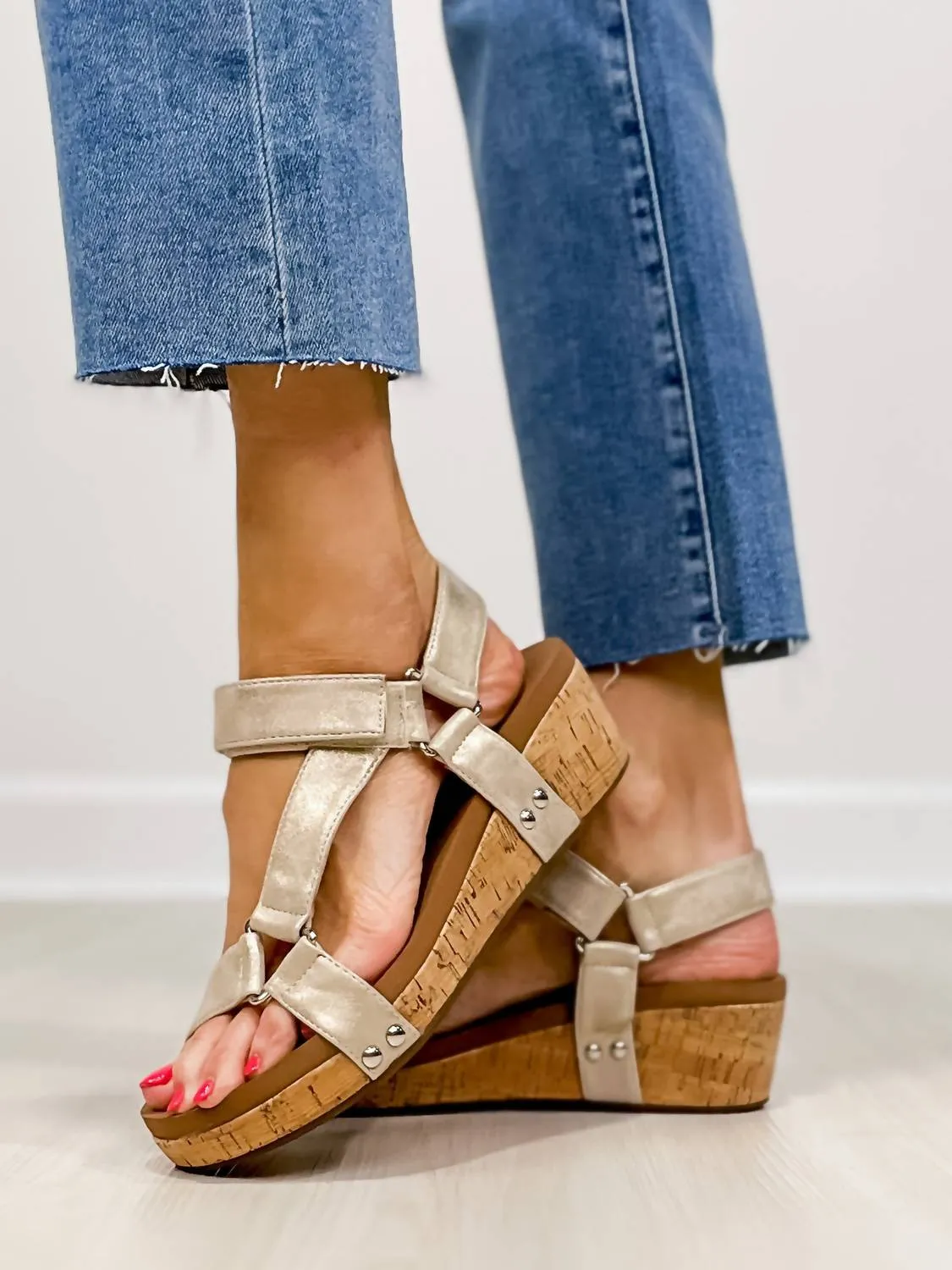 Don't Tempt Me Wedge In Gold Wash Metallic