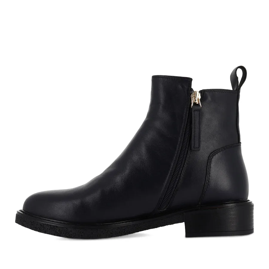 DUEL - NAVY LEATHER