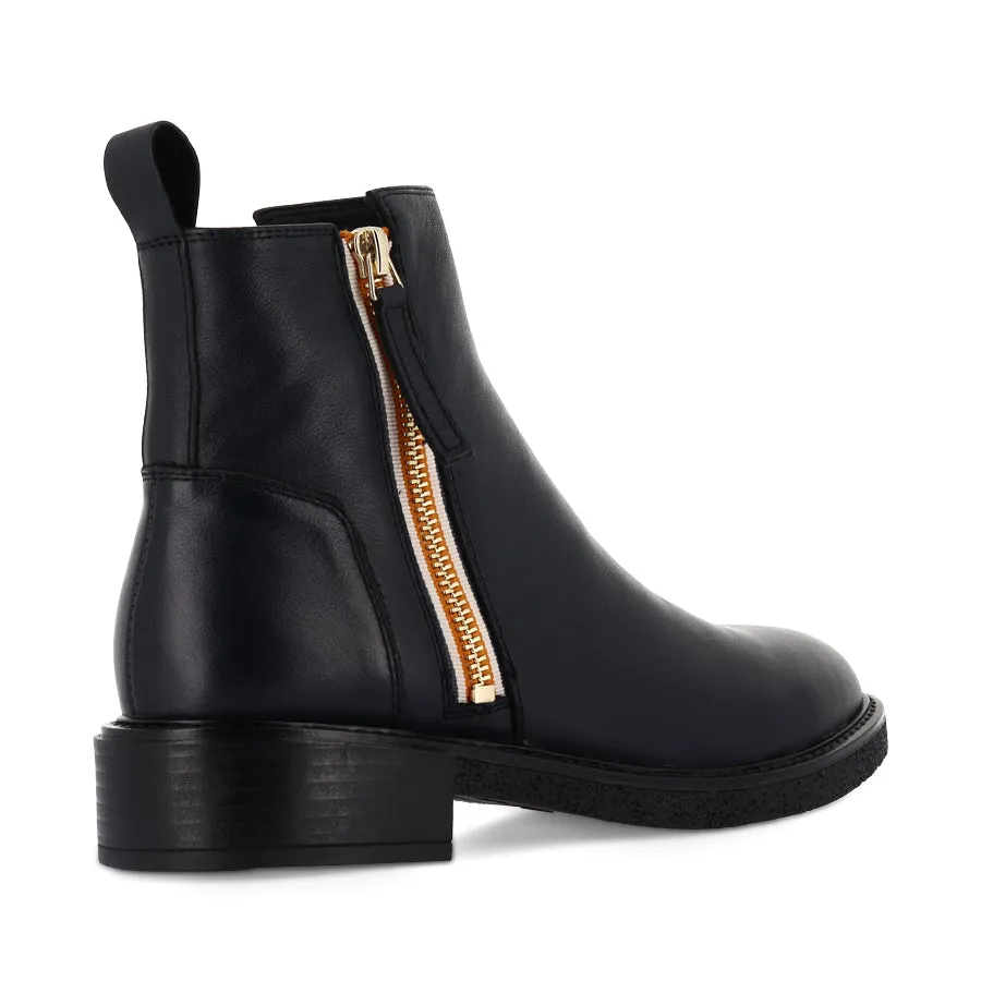 DUEL - NAVY LEATHER