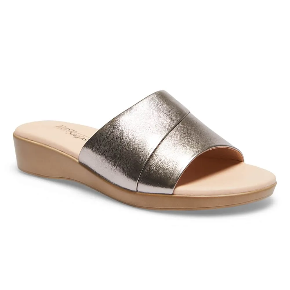 Ellen Slide in Pewter Leather