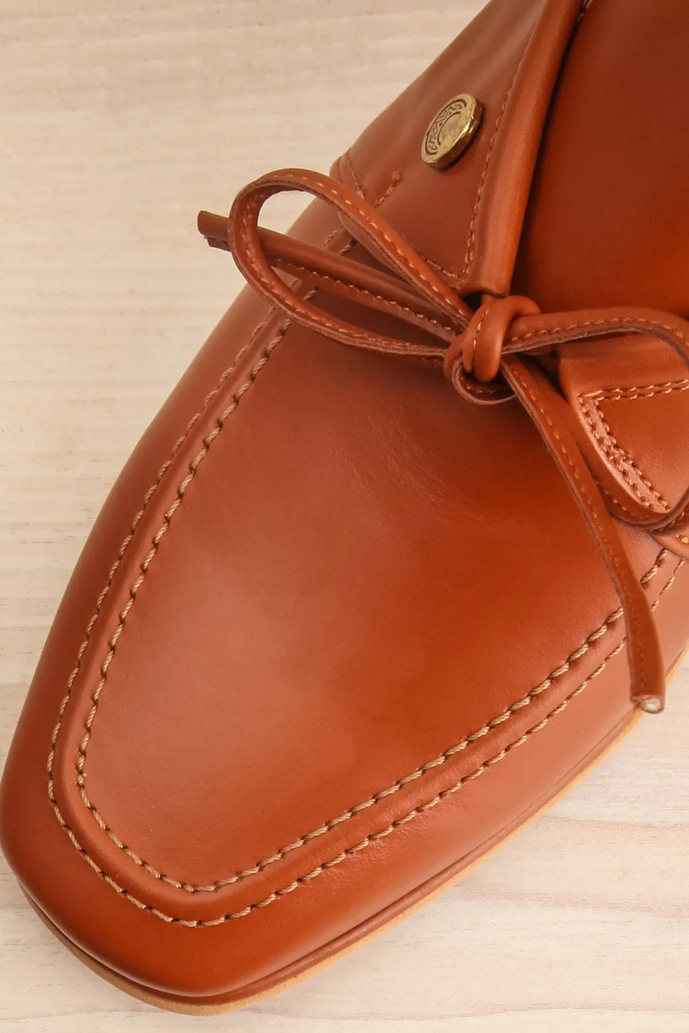 Focus Brown | Bicolored Heeled Loafer