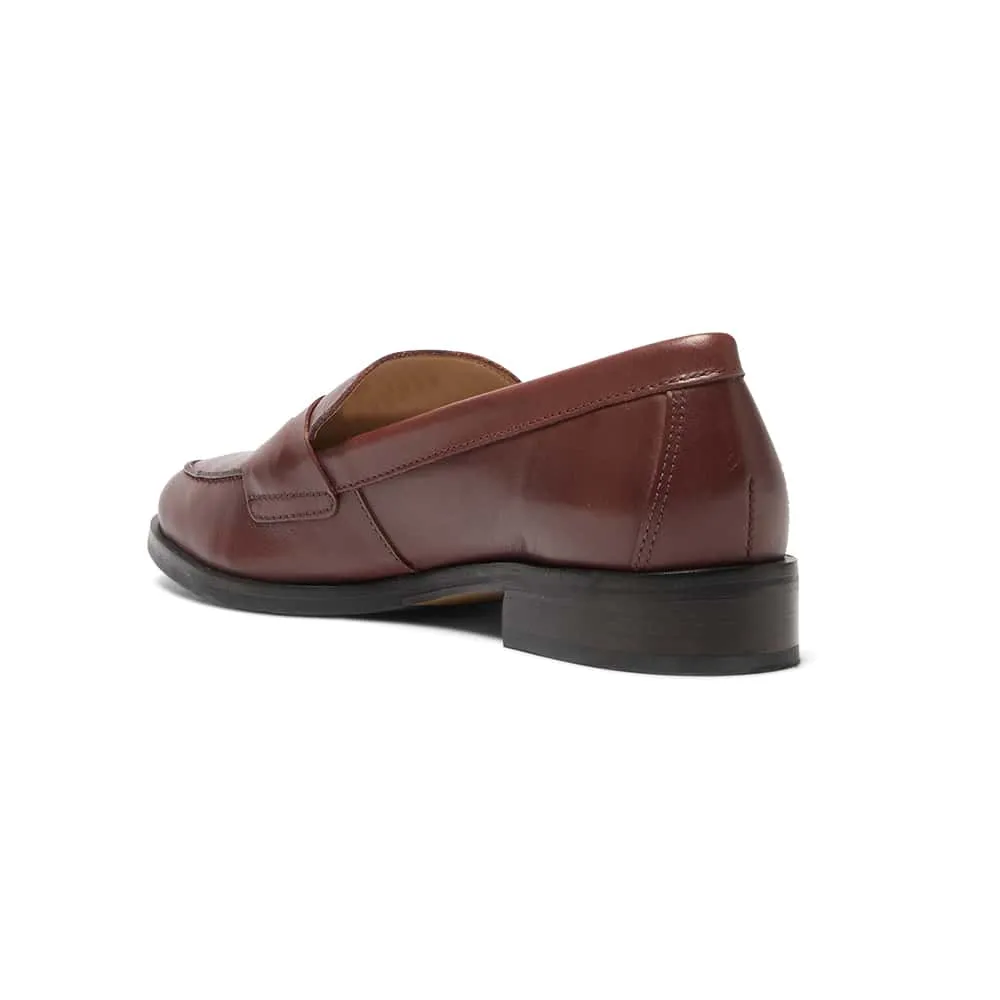 Gordon Loafer in Burgundy Leather
