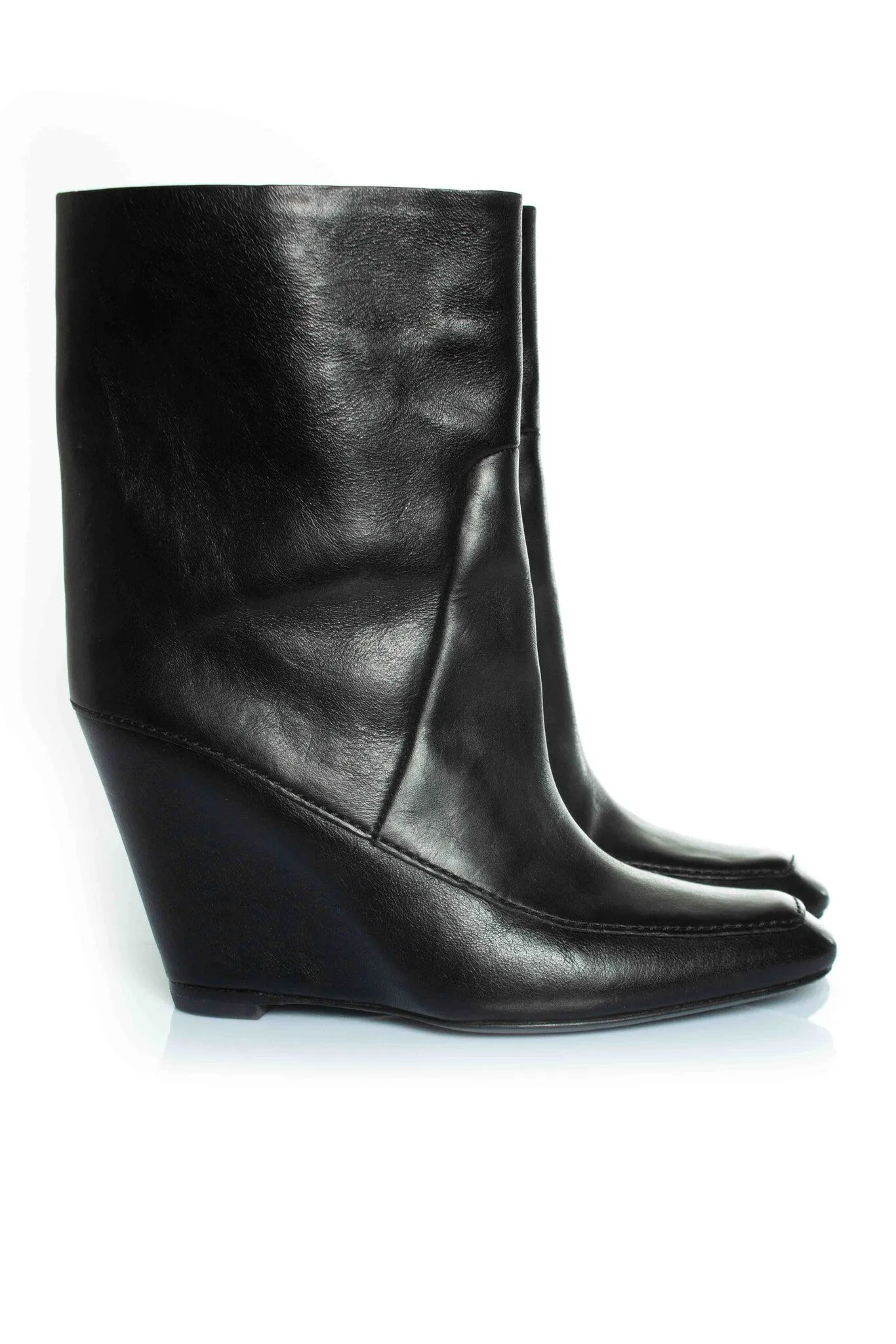 hidden platform ankle boots