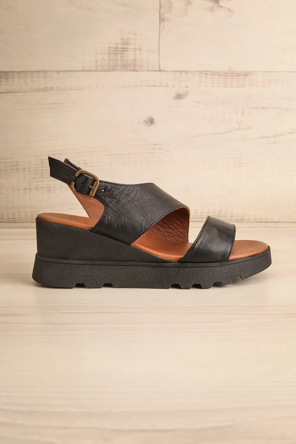 Jianna Black | Platform Sandals