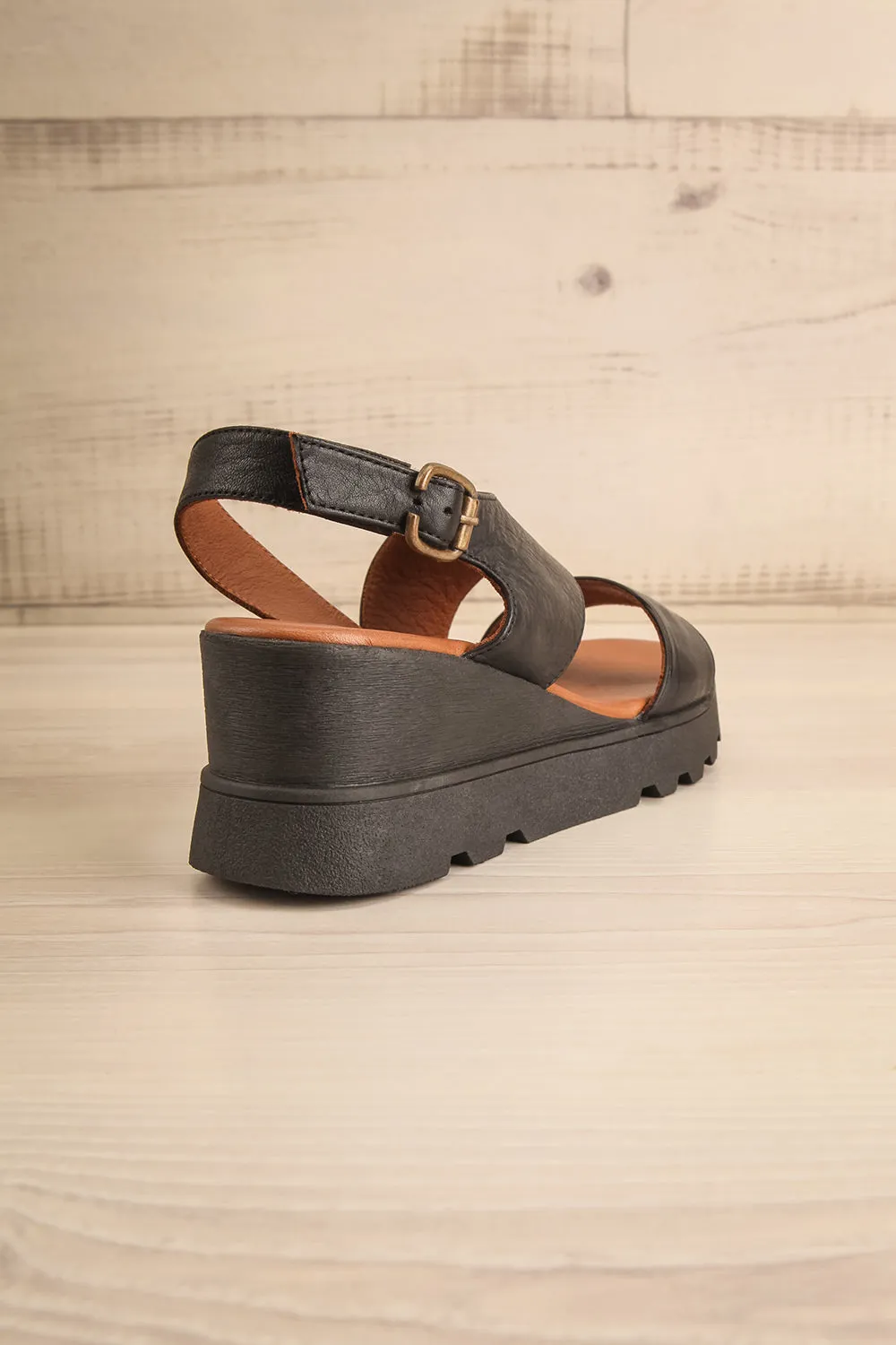 Jianna Black | Platform Sandals