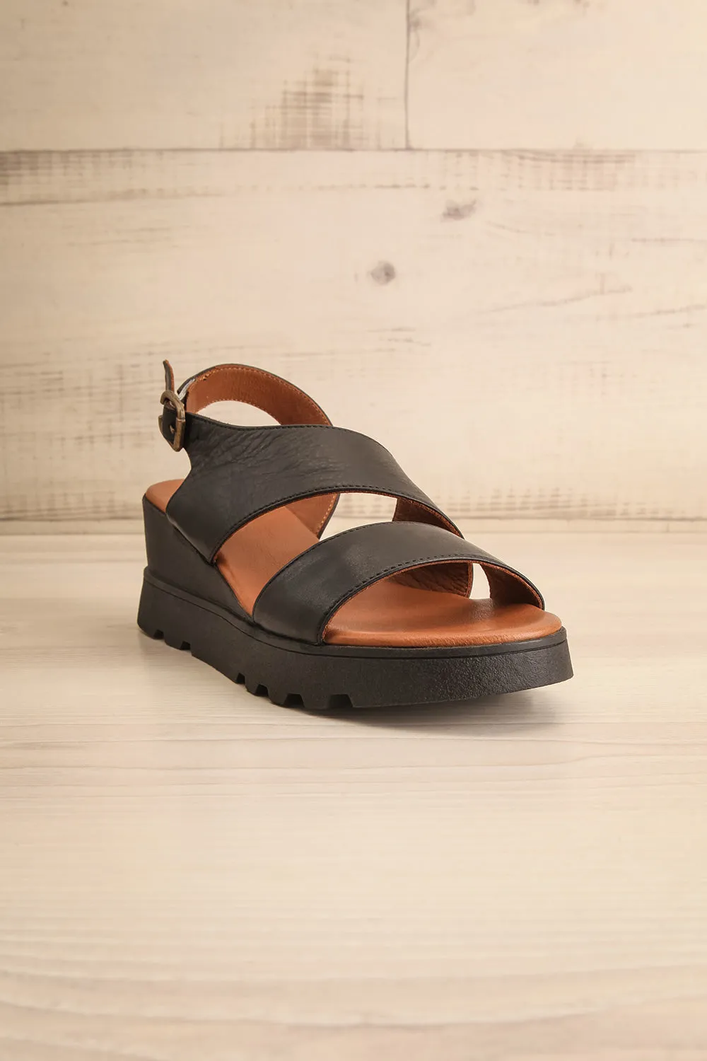 Jianna Black | Platform Sandals