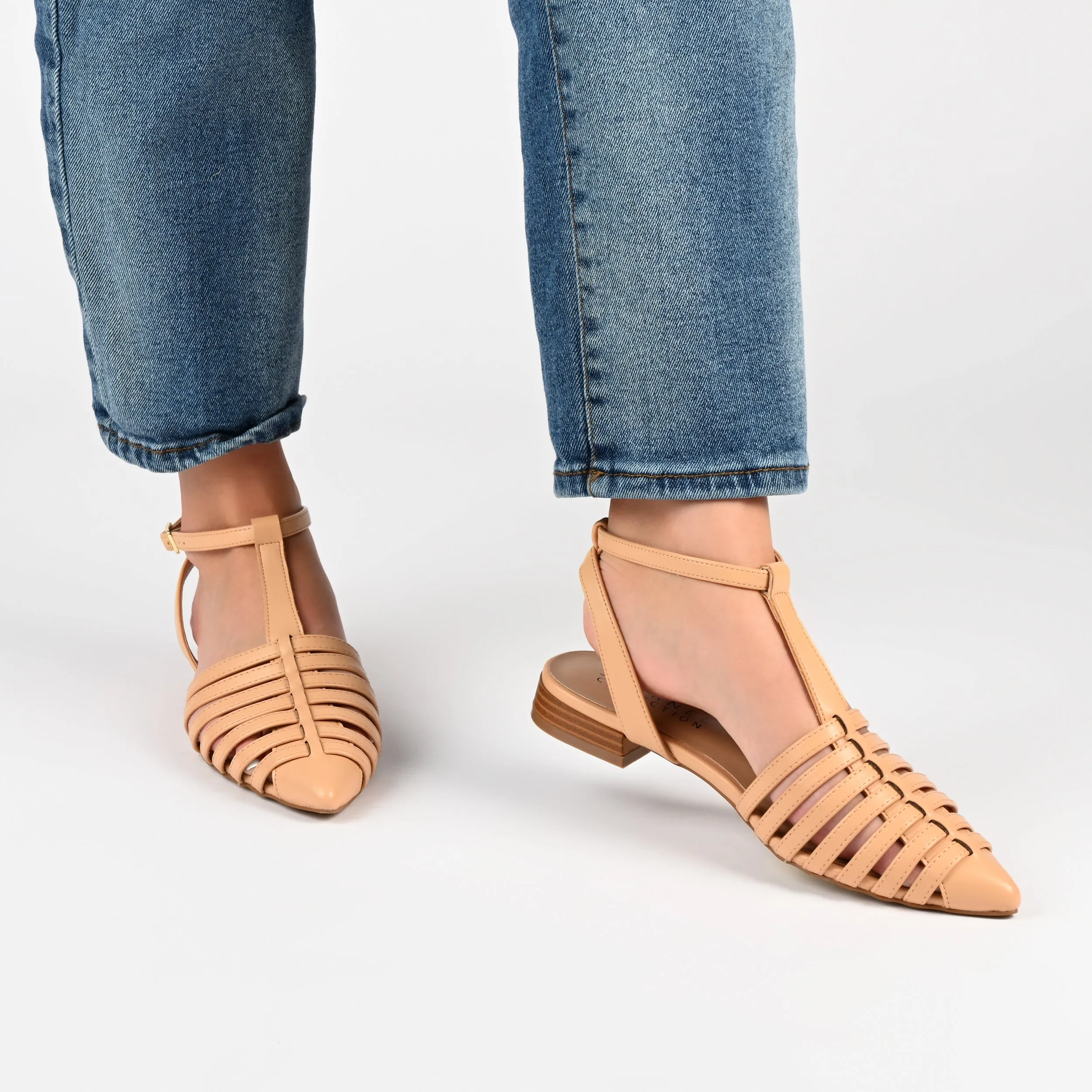 Journee Collection Women's Alivia Flats