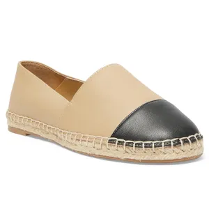 Juno Flat in Black And Camel Leather