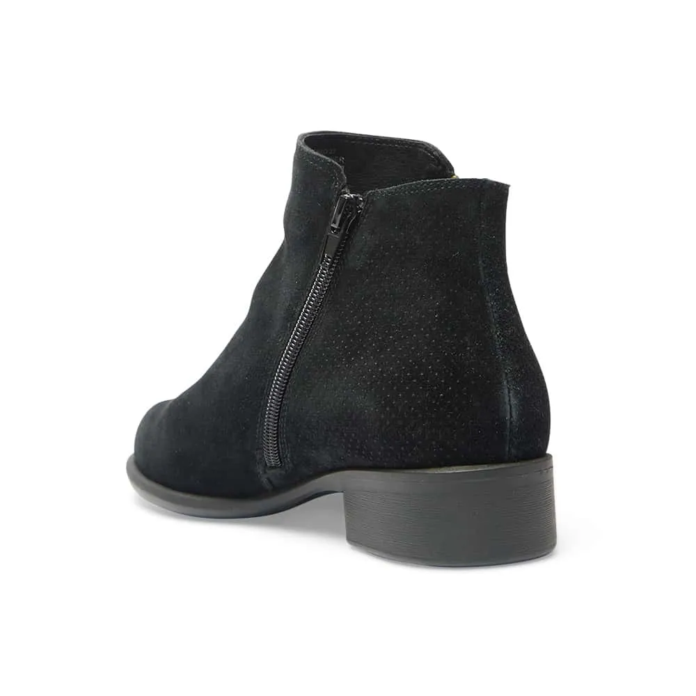 Lorenzo Boot in Black Suede