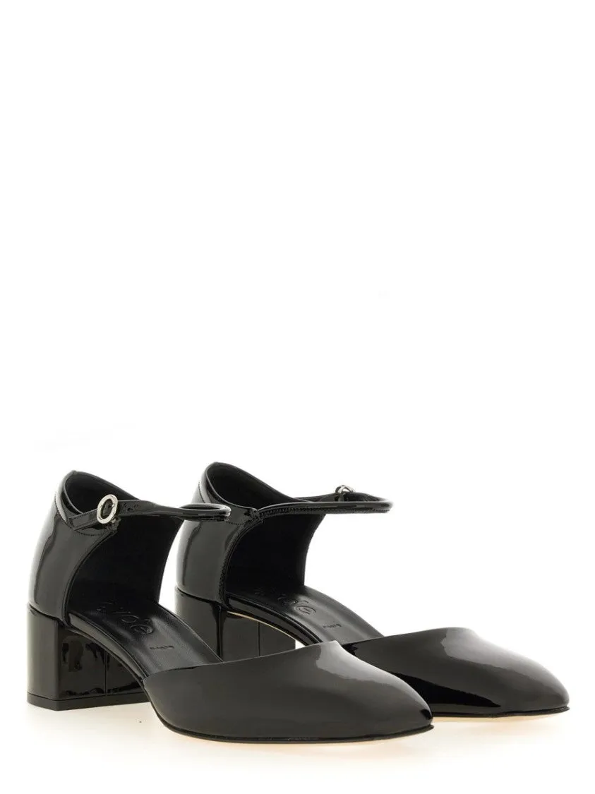 Magda" Pump