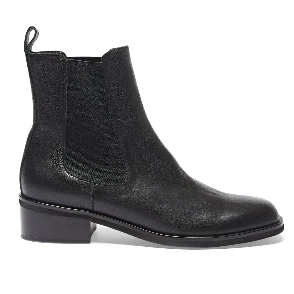 Rafferty Boot in Black Leather