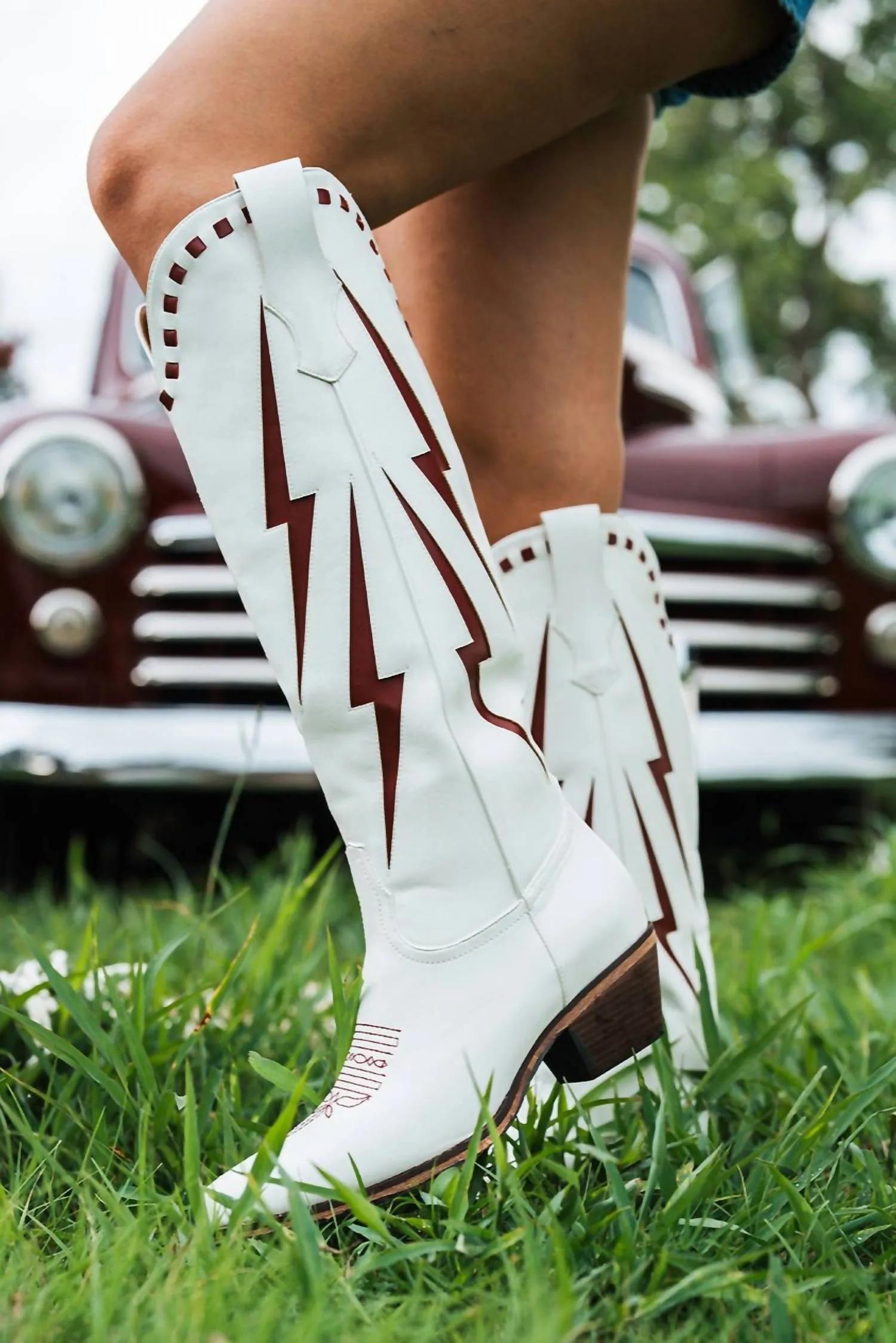 Reveille Heeled Boot In White