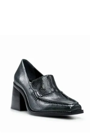 Segillis Heeled Loafer In Evergreen