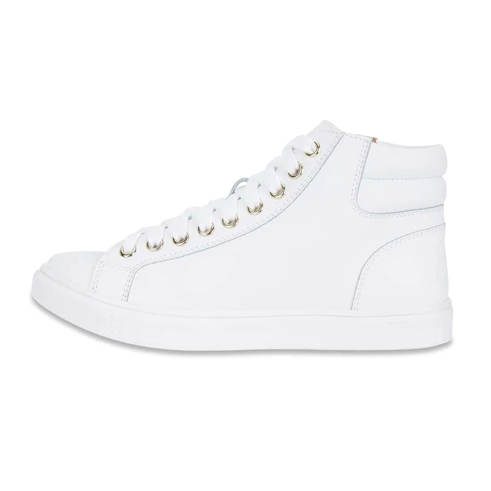 Snap Sneaker in White Leather