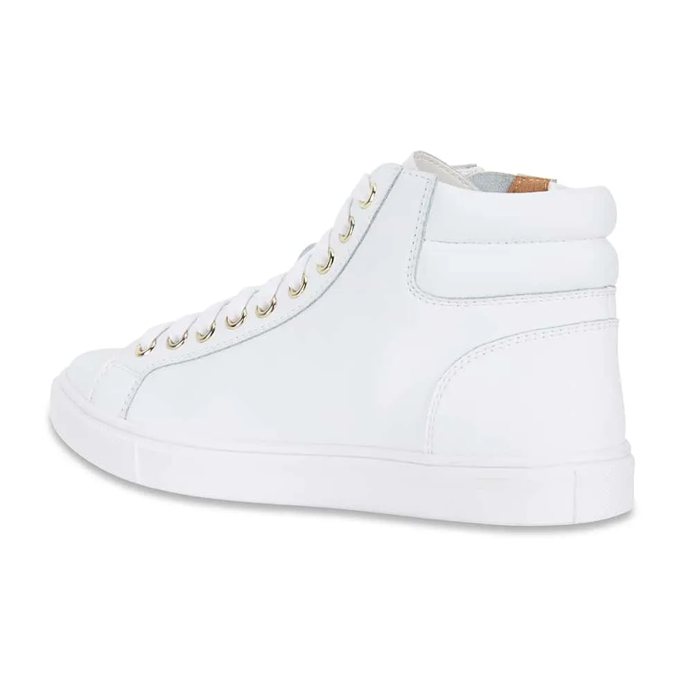 Snap Sneaker in White Leather