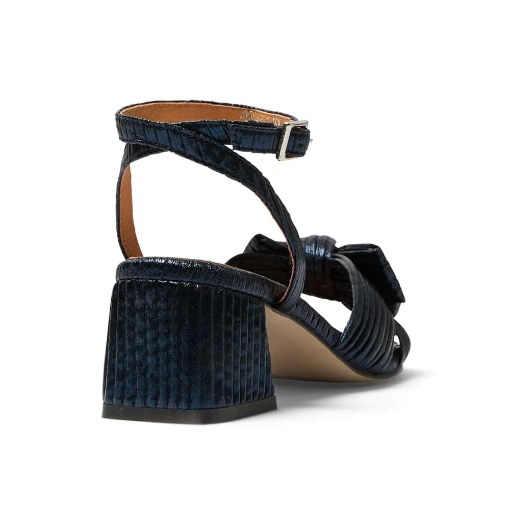 Tiara Heel in Navy Pleat