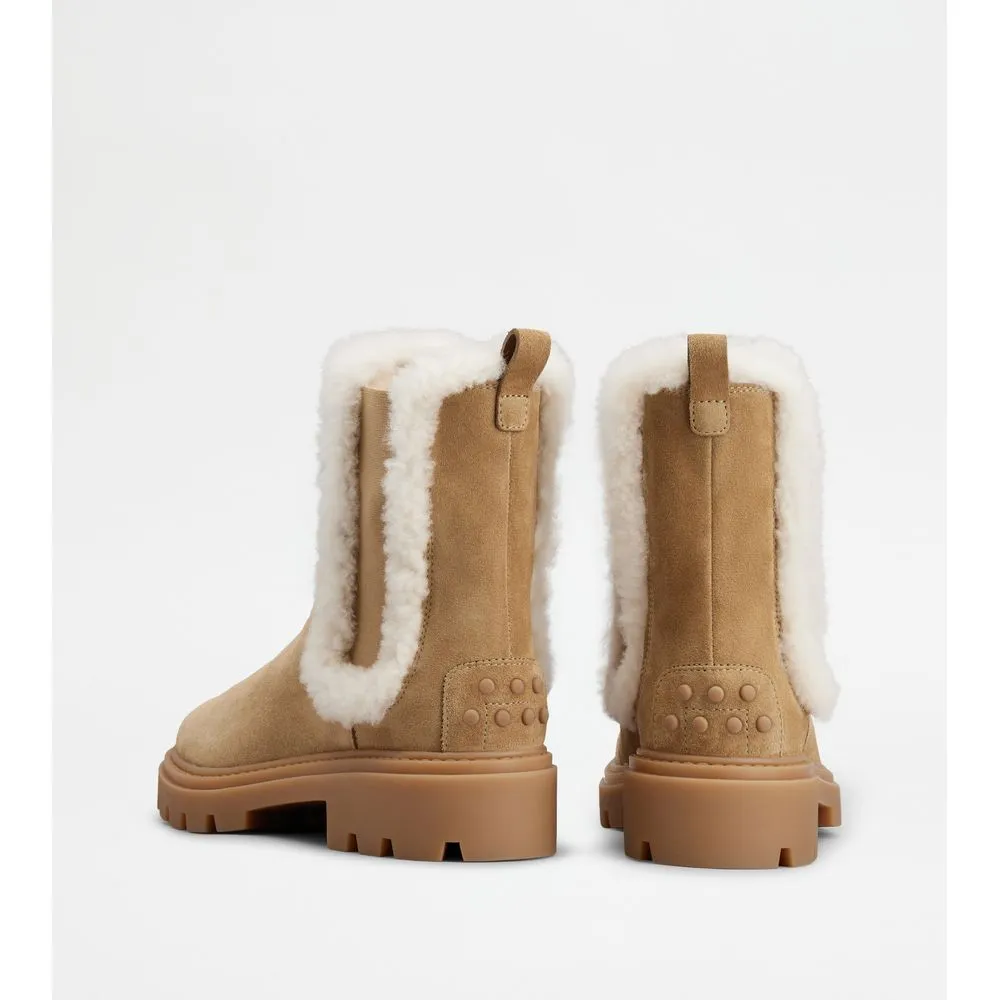 Tod's Chelsea Boots in Suede and Sheepskin