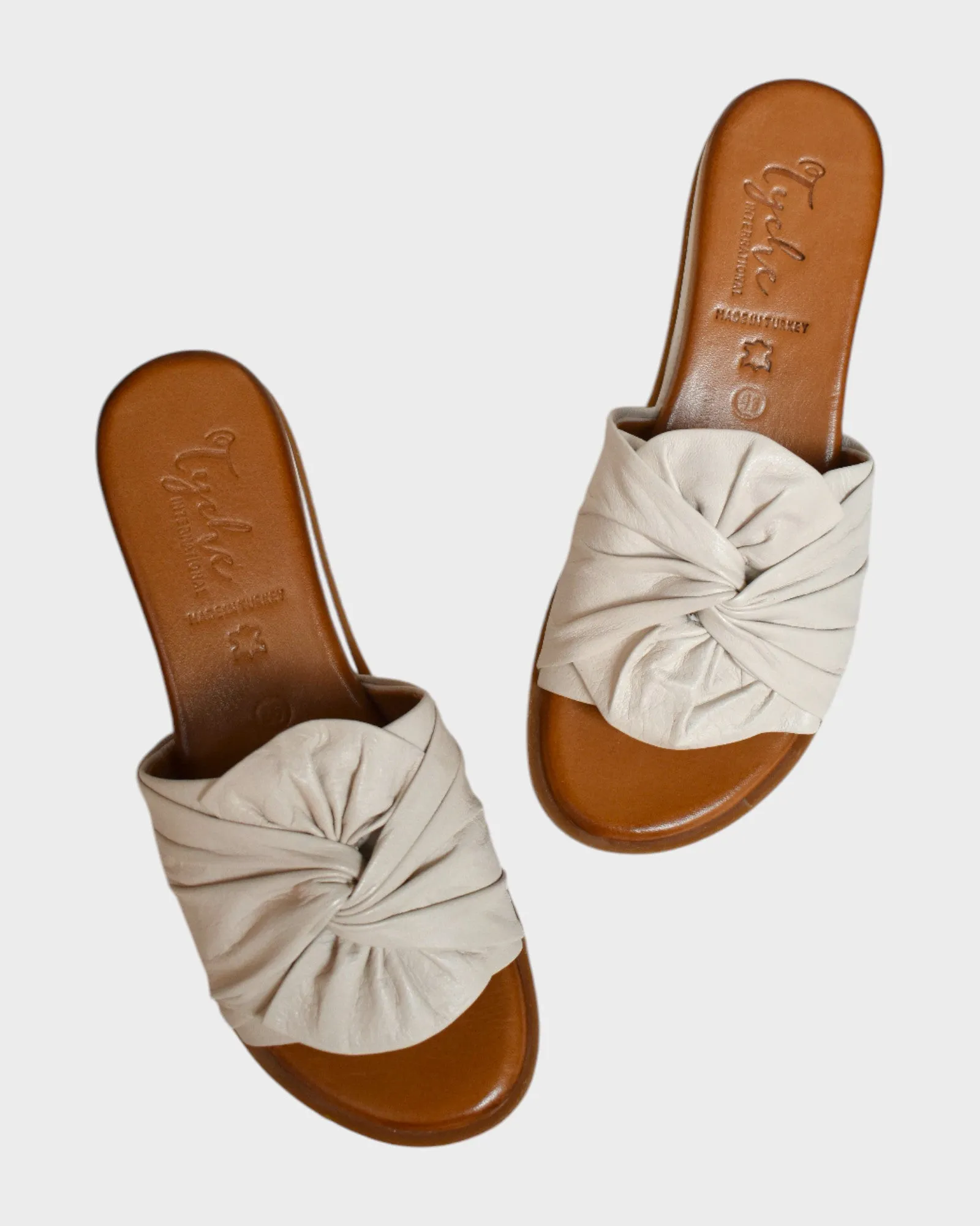 Tyche Sassy Size 36 only