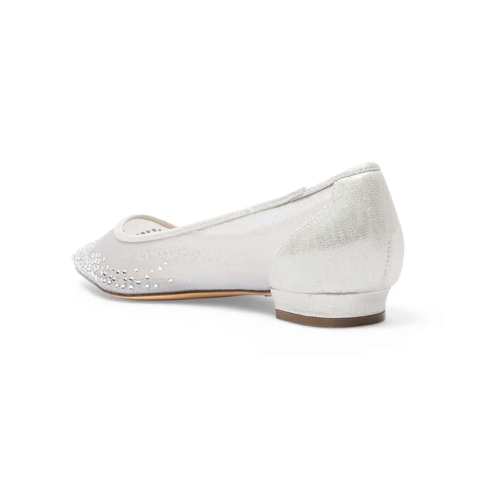 Wendi Flat in True Silver Mesh