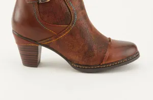 Women Captivate Bootie In Brown Multi