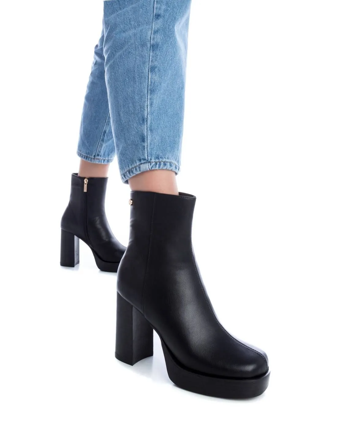 Women's Block Heel Booties By XTI A