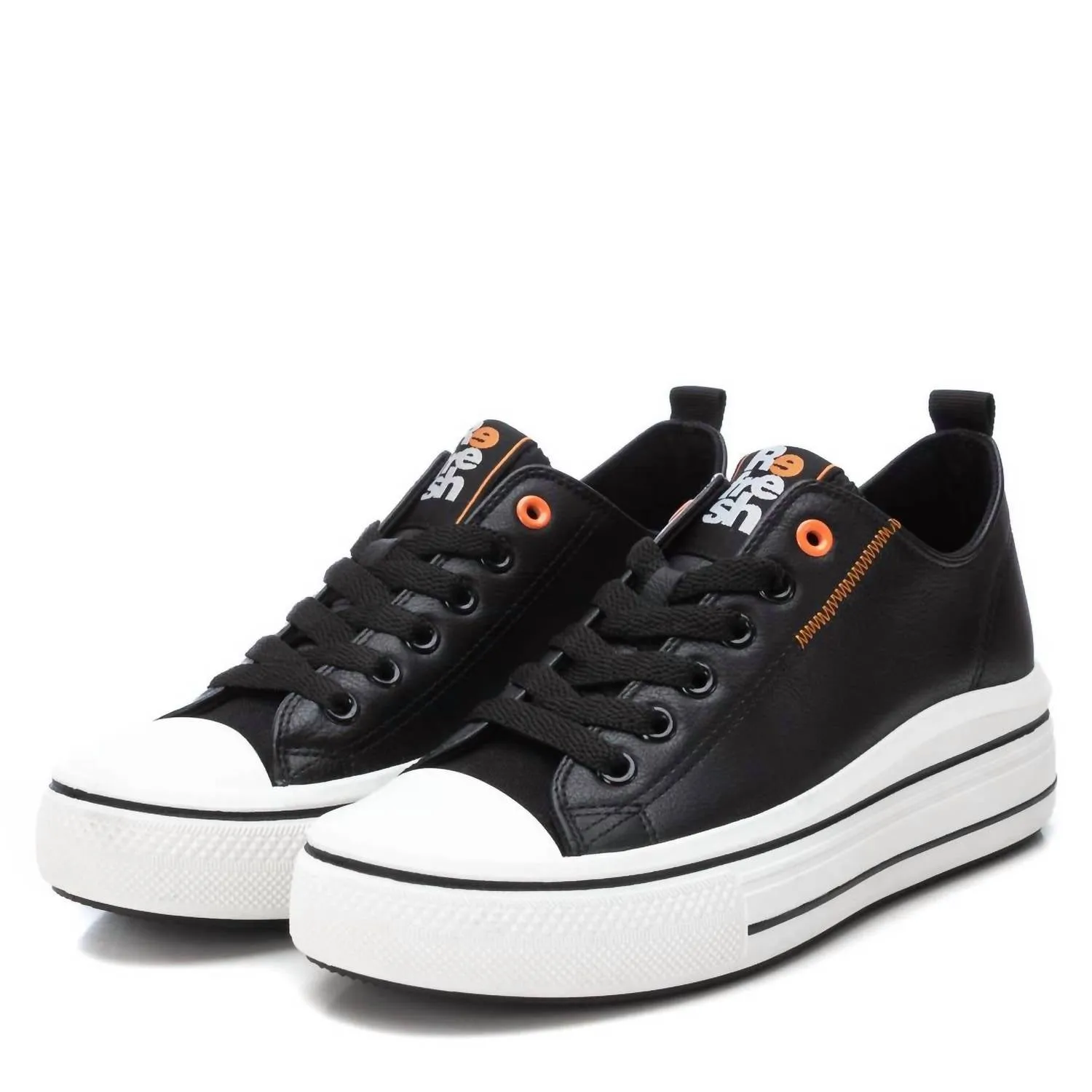Women's Casual Sneakers In Black
