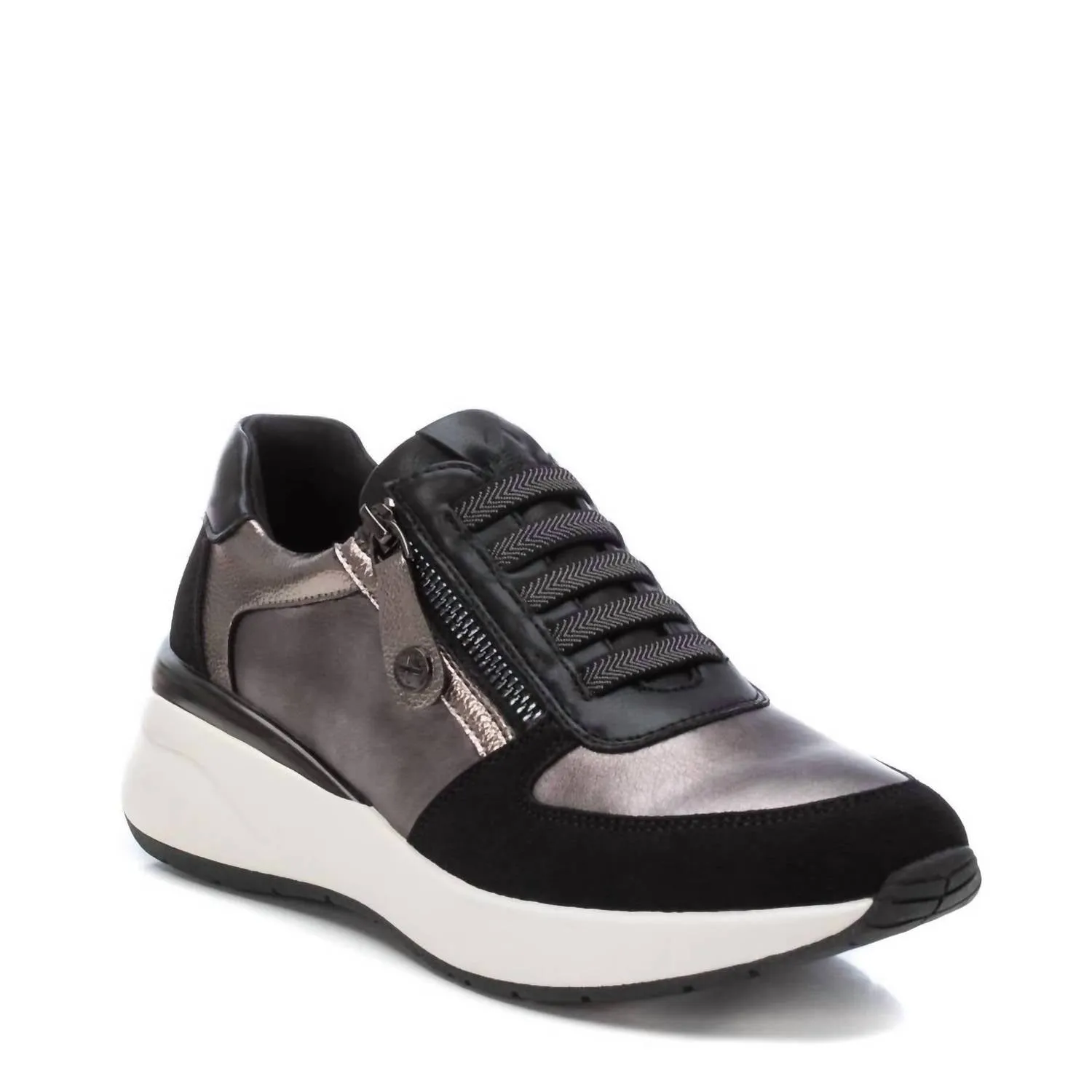 Women's Casual Sneakers In Black