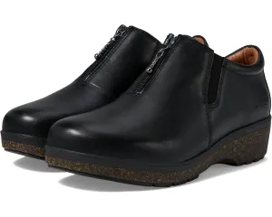 Women's Darla Clogs In Black
