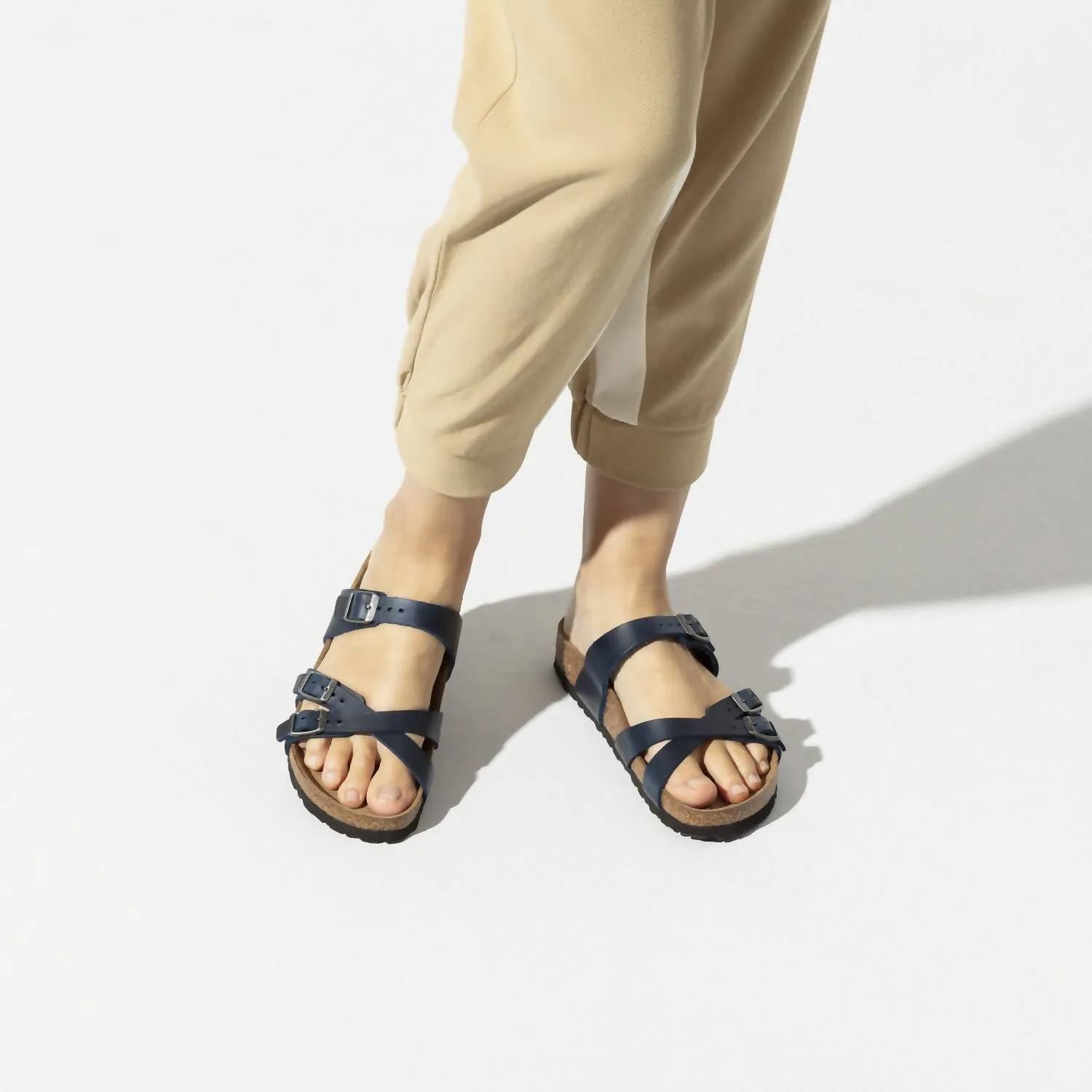 Women's Franca Oiled Leather Sandal In Blue