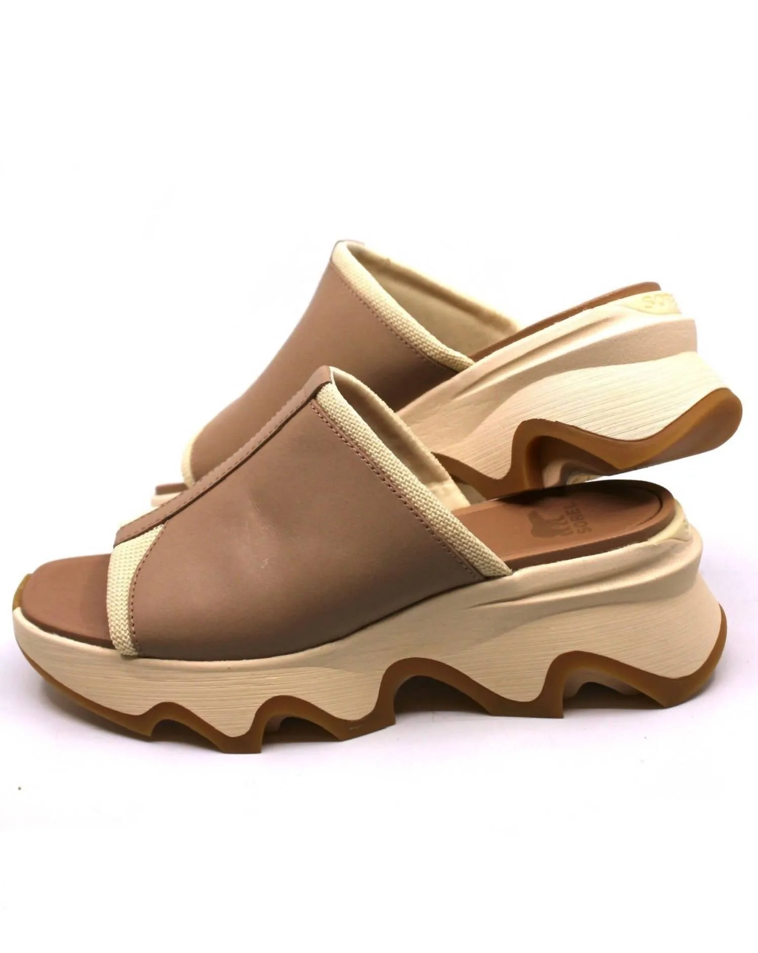 Women's Kinetic Impact Sandals In Honest Beige/honey White