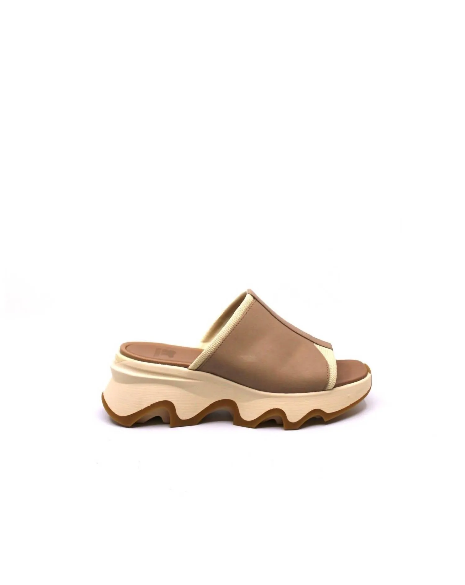 Women's Kinetic Impact Sandals In Honest Beige/honey White
