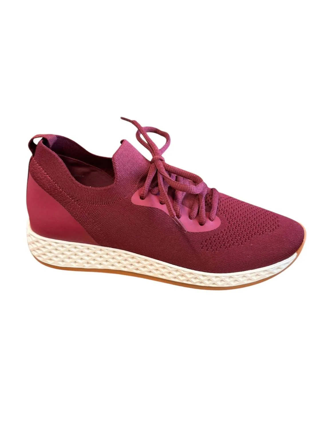 Women's Lace-Up Sneaker In Wine