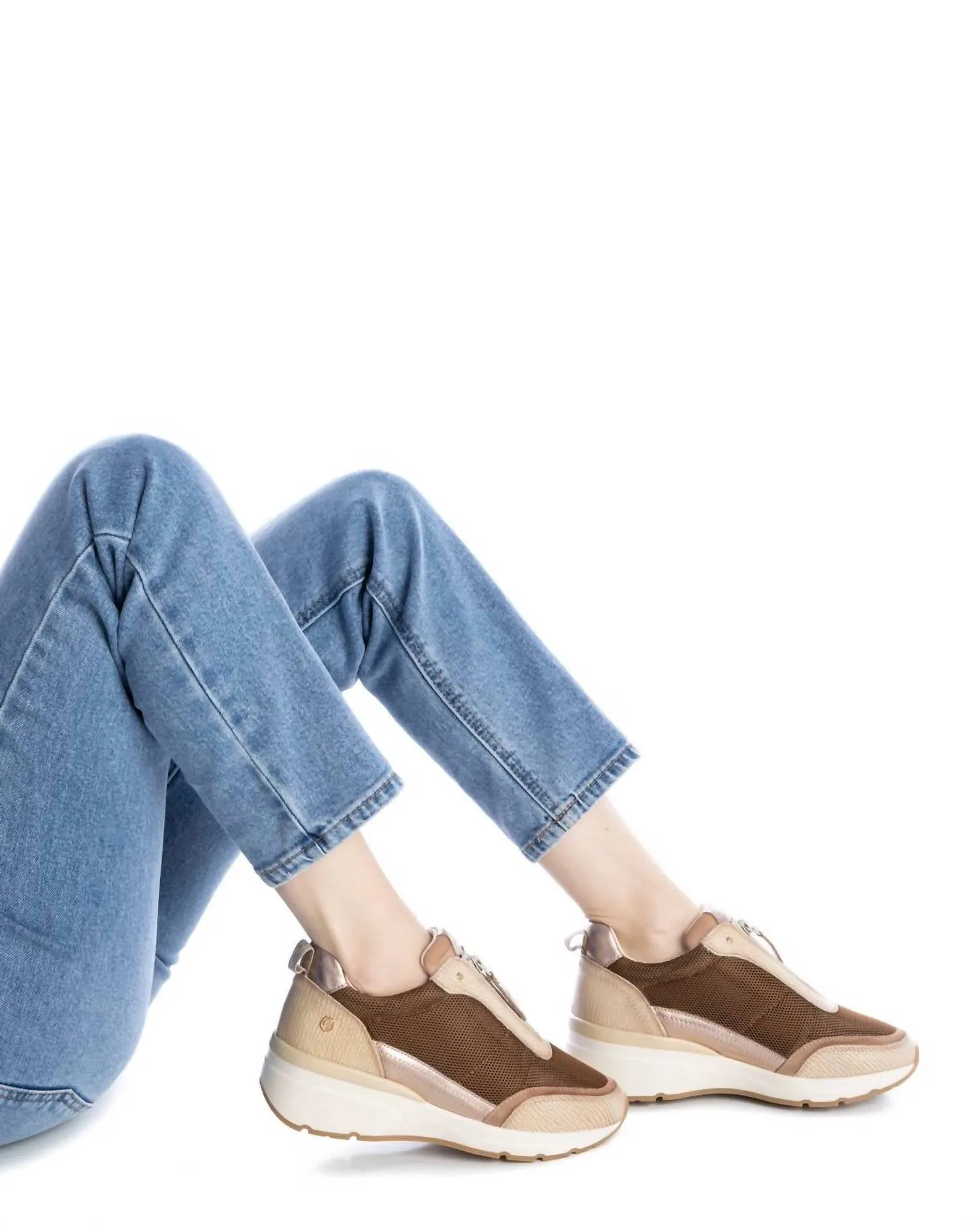 Women's Leather Trainers Sneakers In Beige