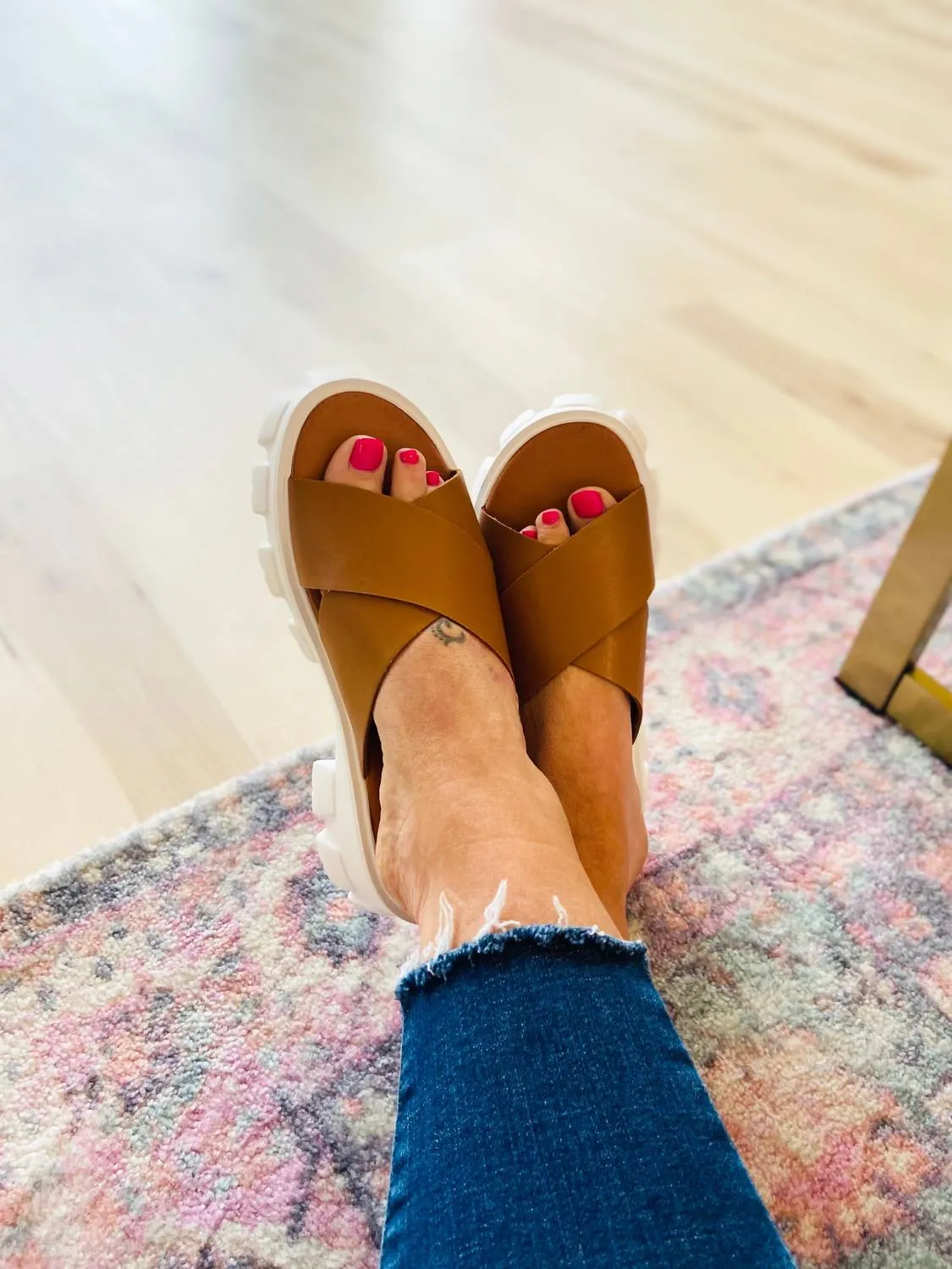 Women's Lug Sole Sandals In Brown