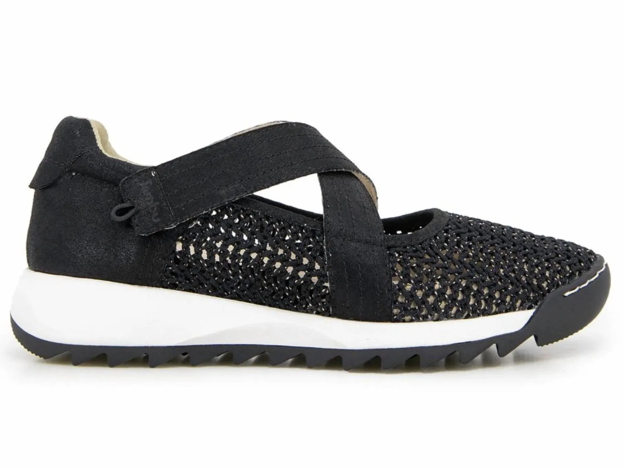 Women's Mia Sneaker Shoes In Black