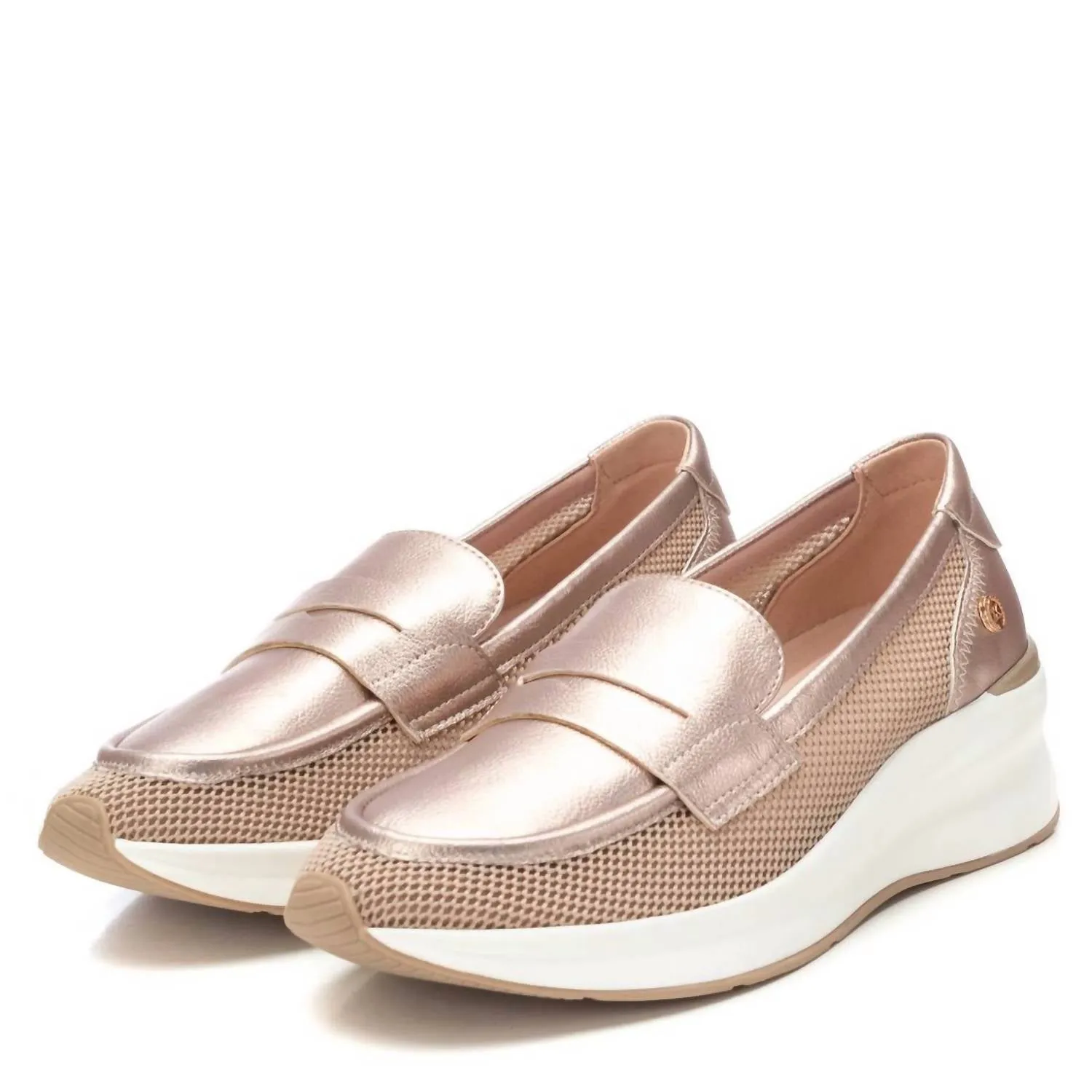 Women's Moccasins Shoes In Nude