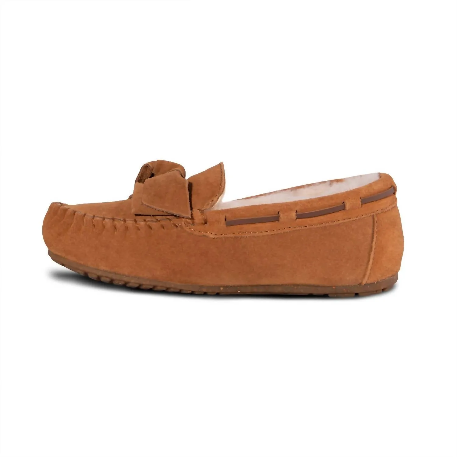Women's Scarlet Sheepskin Moc In Chestnut