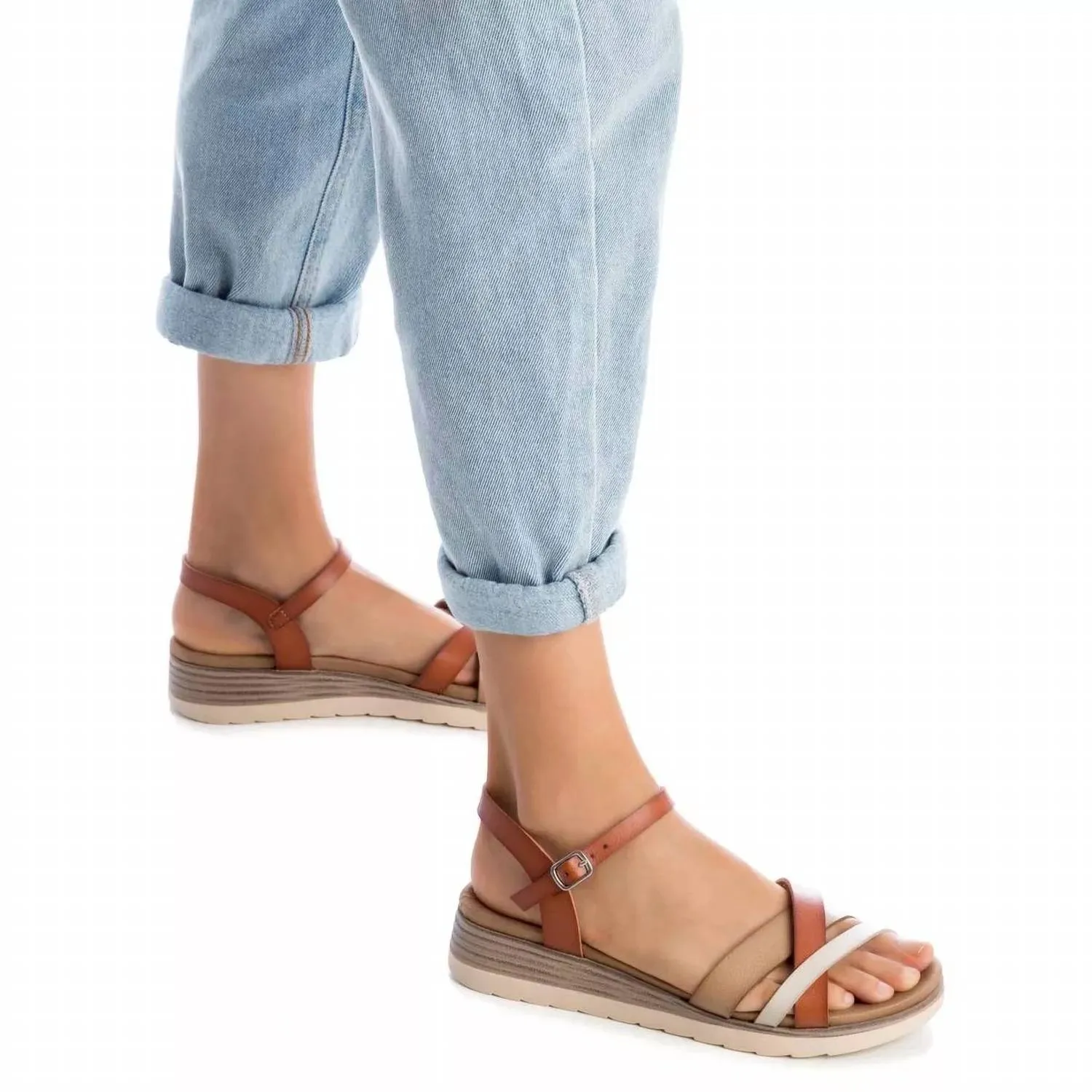 Women's Strappy Comfort Sandals In Brown