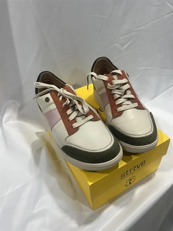 Women's STRIVE Sneakers