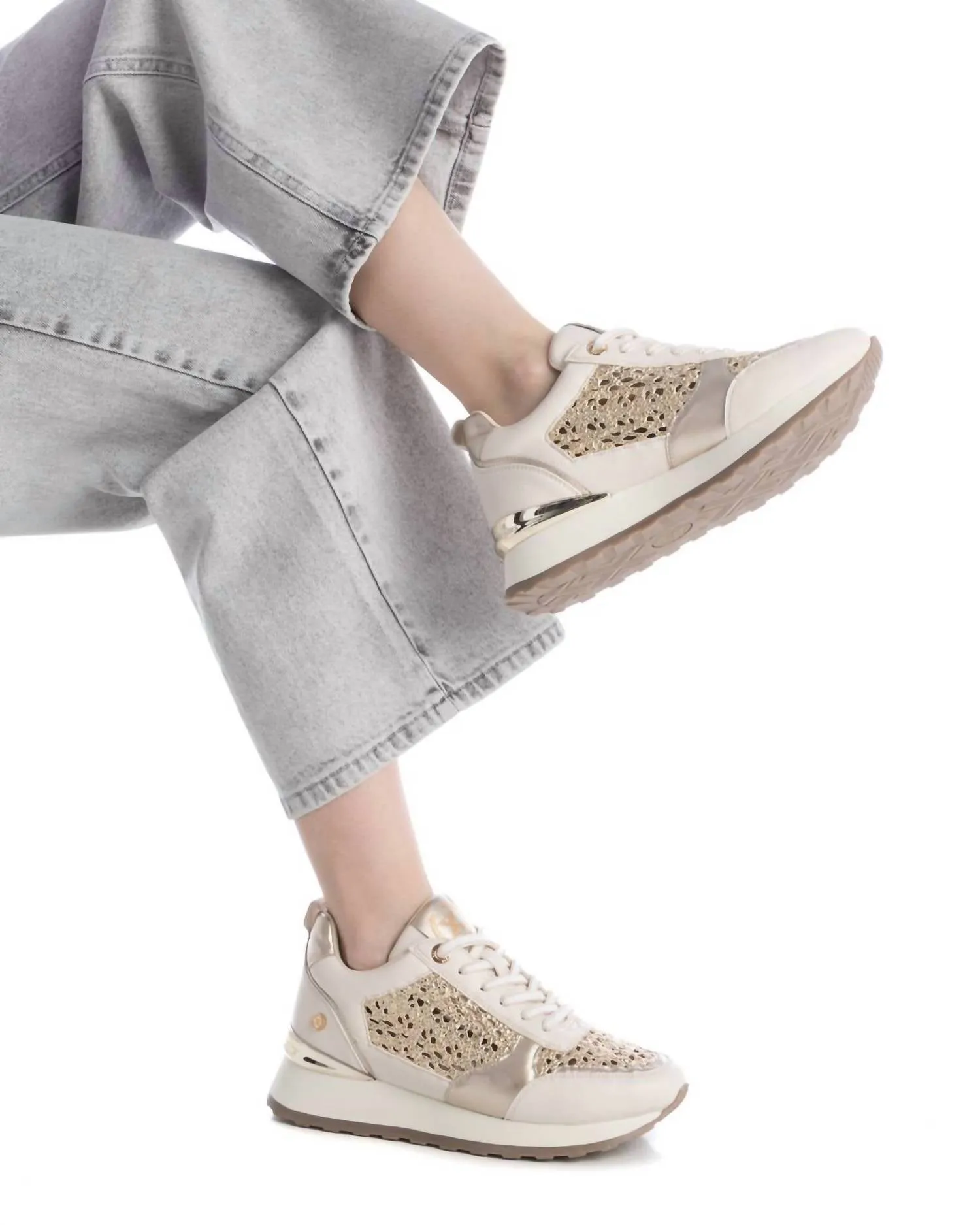 Women's Trainer Sneakers In Beige