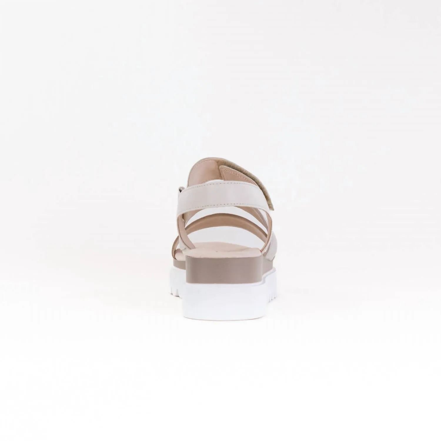 Women's Wedge Sandal In White/ Metallic