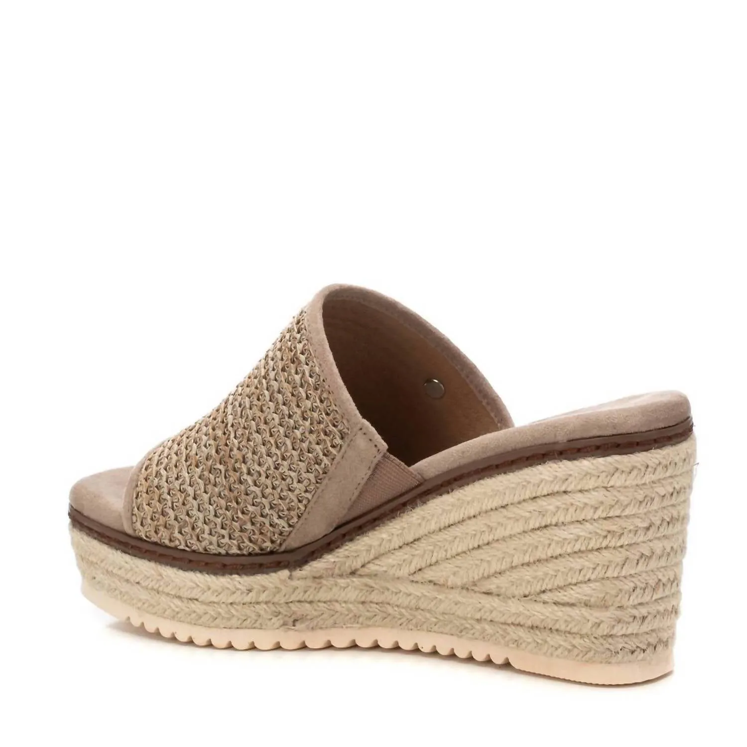 Women's Wedge Sandals In Taupe